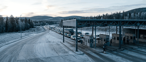 Cars queuing at a land border crossing, where PGWP flagpoling used to happen